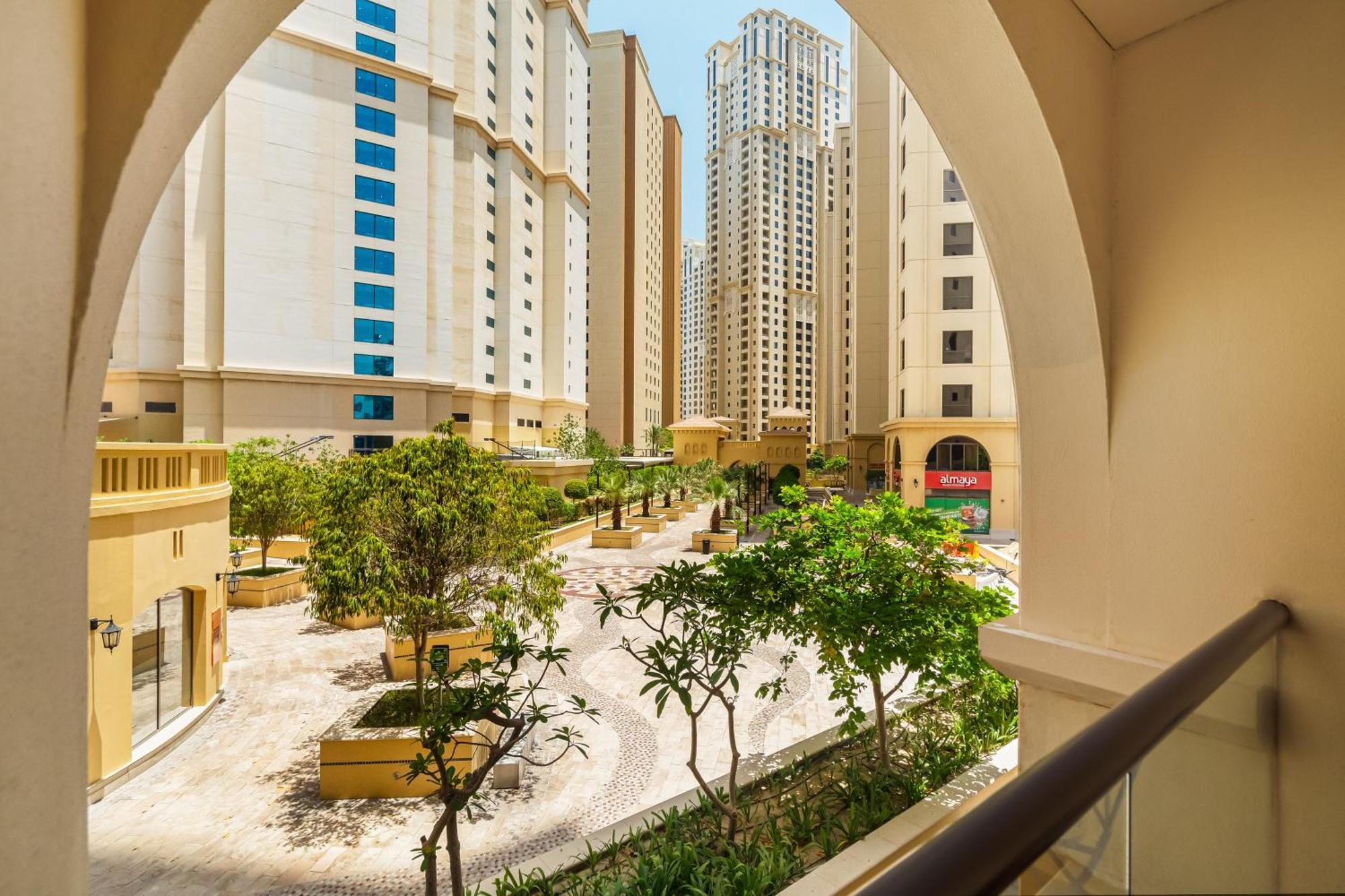 Beautiful 2Br & 4Br Apartments On Jbr Beach, Walking Distance To Bluewaters Island - By Sunkissed Holiday Homes Дубай Екстер'єр фото