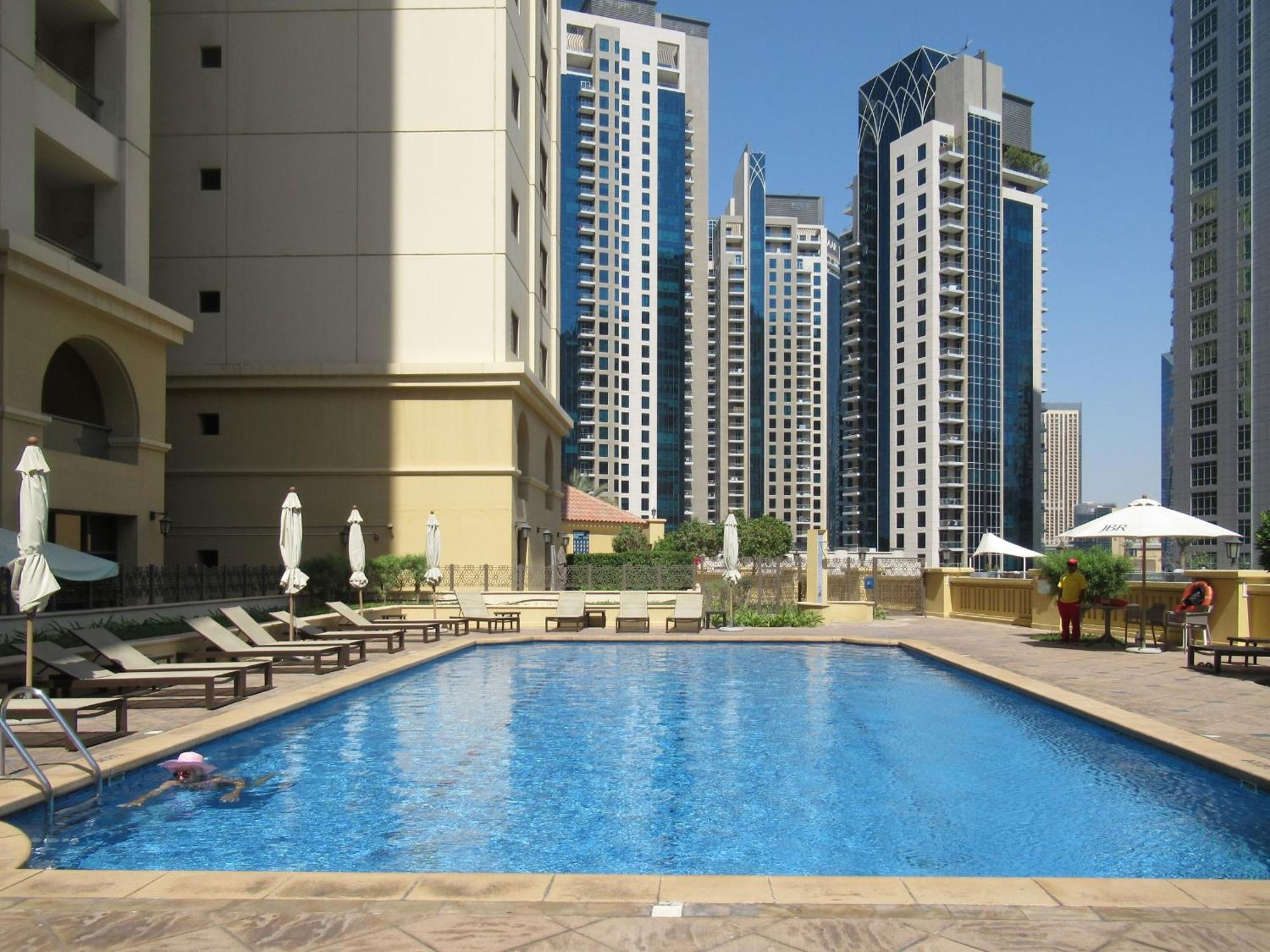 Beautiful 2Br & 4Br Apartments On Jbr Beach, Walking Distance To Bluewaters Island - By Sunkissed Holiday Homes Дубай Екстер'єр фото