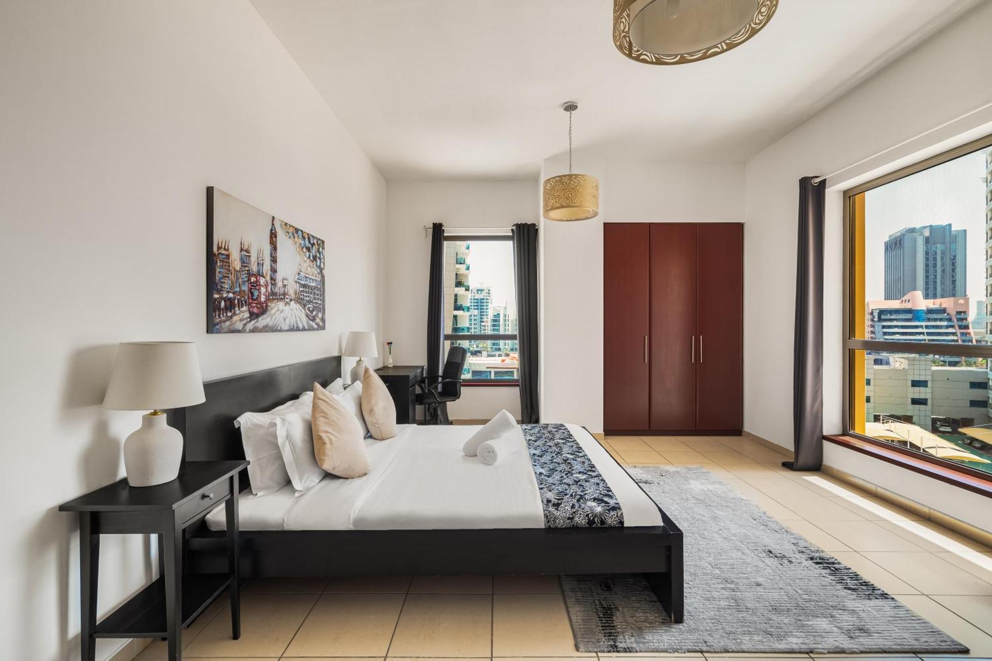 Beautiful 2Br & 4Br Apartments On Jbr Beach, Walking Distance To Bluewaters Island - By Sunkissed Holiday Homes Дубай Екстер'єр фото